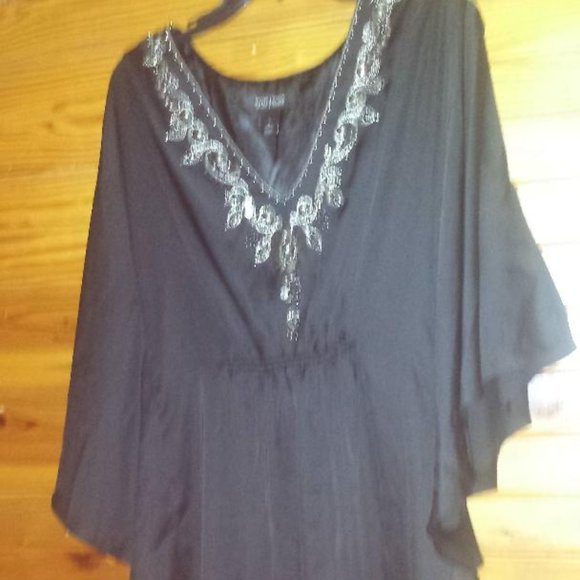 Small black dress White HOuse Black Market